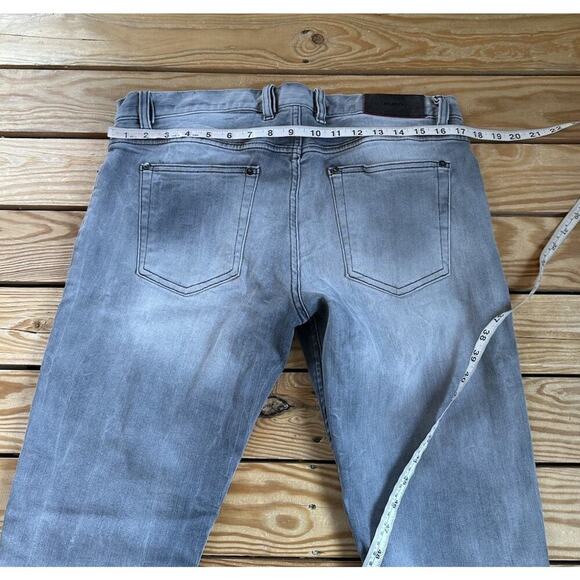 Hugo Straight Leg Jeans Size 33x32 Men’s Gray - Picture 10 of 11